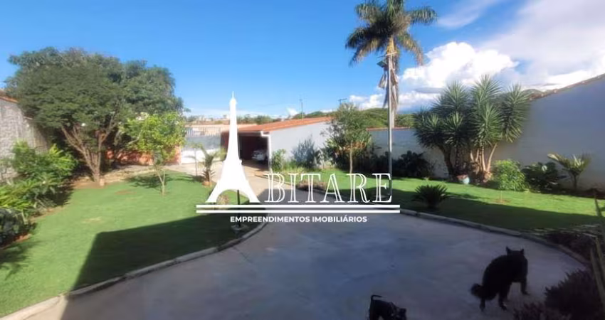 Casa para Venda em Santa Rita do Sapucaí, Jardim Santo Antônio, 4 dormitórios, 2 suítes, 6 banheiros, 6 vagas