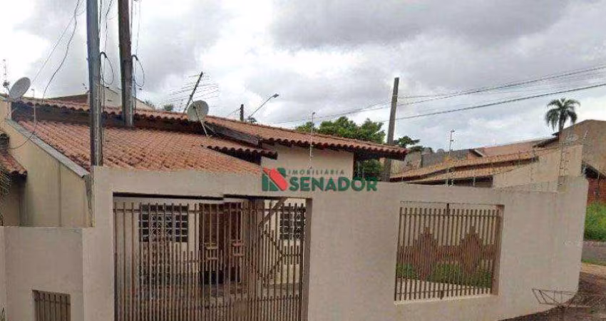 Casa com 3 dormitórios para alugar, 70 m² por R$ 1.400/mês - Jardim Roma - Londrina/PR