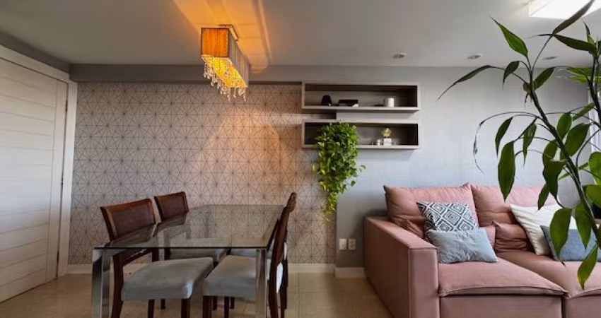 Apartamento semi mobiliado no bairro Tirol