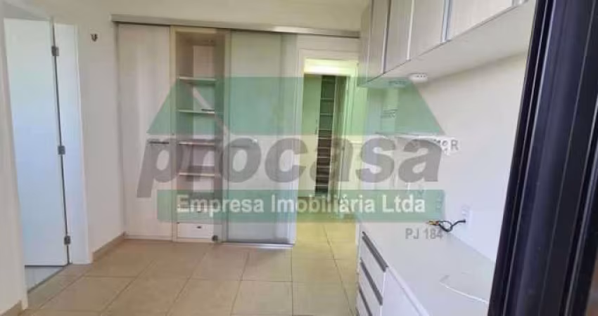 Apartamento com 4 quartos para alugar na Ponta Negra, Manaus 