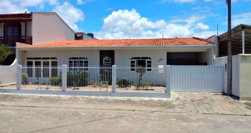Casa comercial à venda na Rua Marechal Deororo, 100, Centro, Tijucas