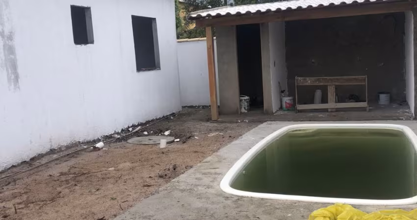 DR Linda casa pronta entrega 2 quartos sendo 1 suíte - Unamar - Cabo Frio/RJ