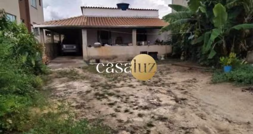 Casa localizada no bairro Masterville /Sarzedo