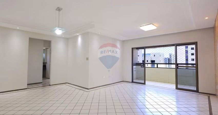 Lindo apartamento de 135 metros quadrados com 3 quartos, 1 suíte e dependência completa no bairro da Madalena. 2 Vagas de garagem