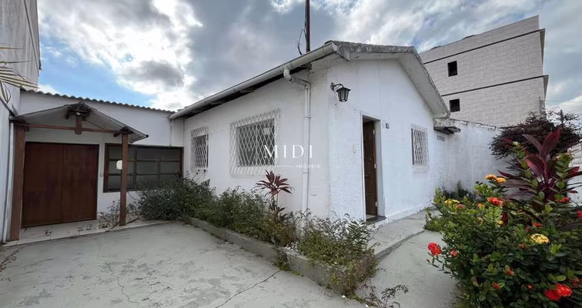 Casa linear em Laranjeiras, a venda