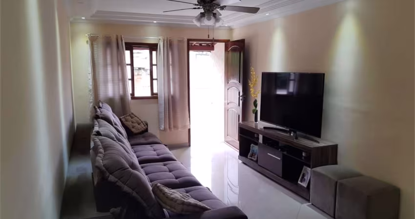 Condomínio com 2 quartos à venda em Vila Dionisia - SP