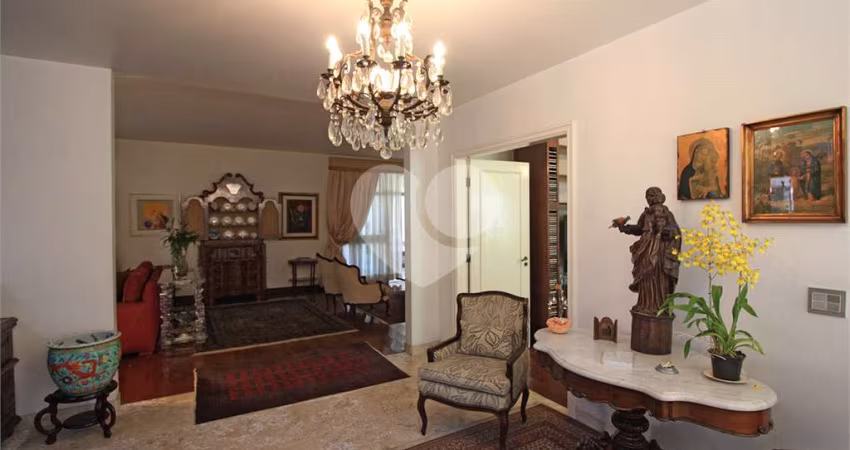 Casa com 4 quartos à venda em Alto De Pinheiros - SP