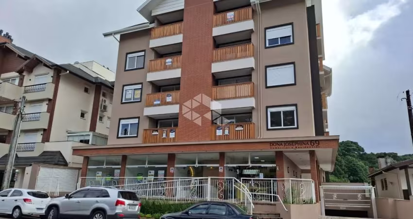 Apartamento duas suítes centro de Canela