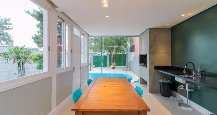 Casa Alto Padrão 03 dormitórios 01 suíte- Chácara das Pedras