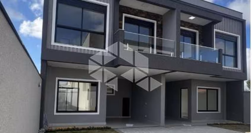 Sobrados a vemda no Bairro Fanny por R$ 750.000,00