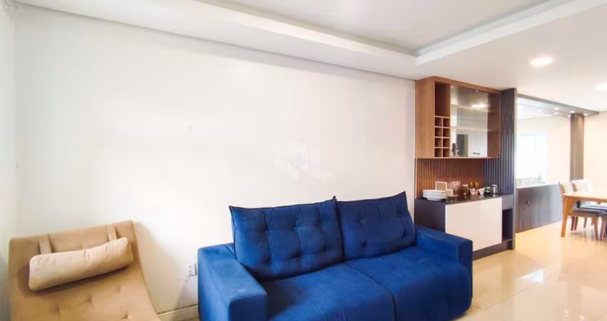 Casa 4 Dormitórios no Residencial Verdes Campos em Porto Alegre