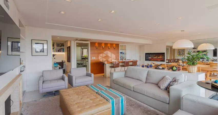 Apartamento andar alto com 3 suítes e 4 vagas na Bela Vista