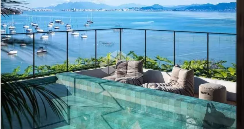 STUDIO COMPACTO COM VISTA PARA O MAR EM SANTO ANTÔNIO DE LISBOA