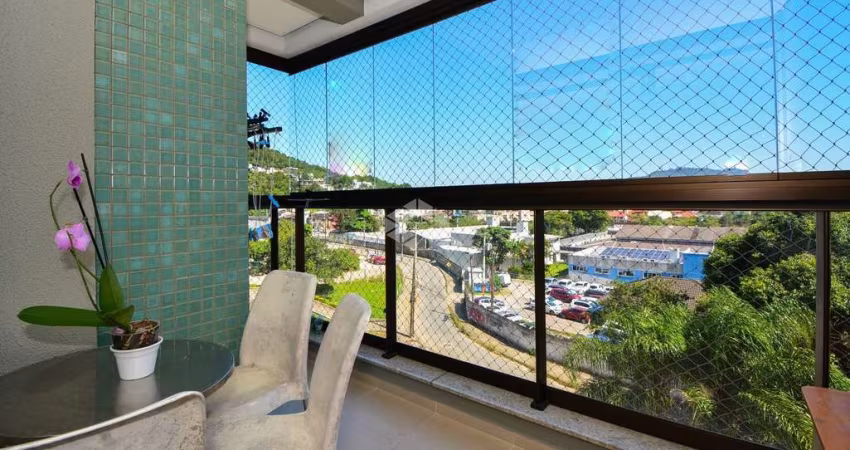APARTAMENTO SEMIMOBILIADO COM 3 QUARTOS SENDO 1 SUÍTE E 2 VAGAS NO ITACORUBI FLORIANÓPOLIS