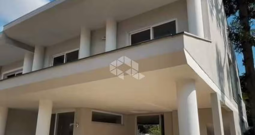 Casa em condomínio Pedra Redonda