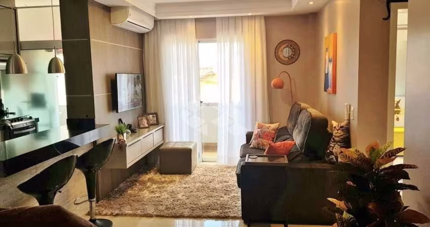 Apartamento à venda em Canasvieiras com 2 quartos