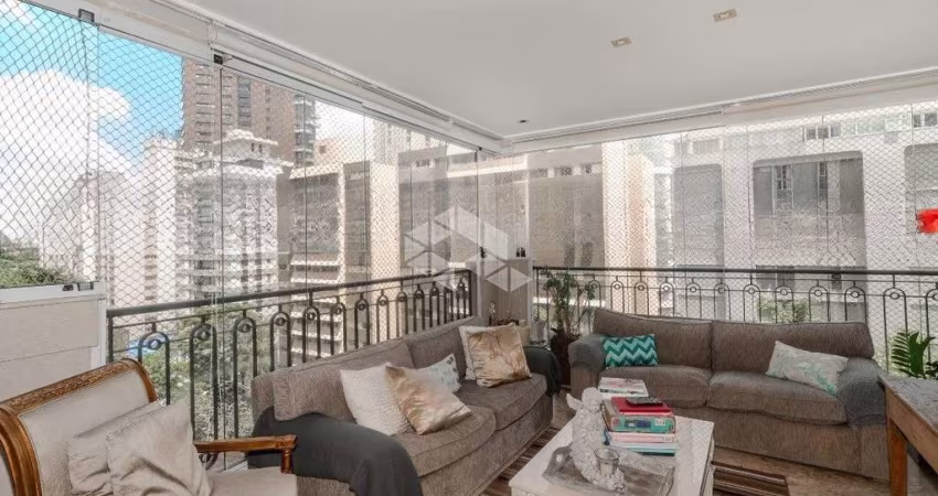 Apartamento á venda, 4 Dormitórios, C/04 Vagas, Itaim Bibi