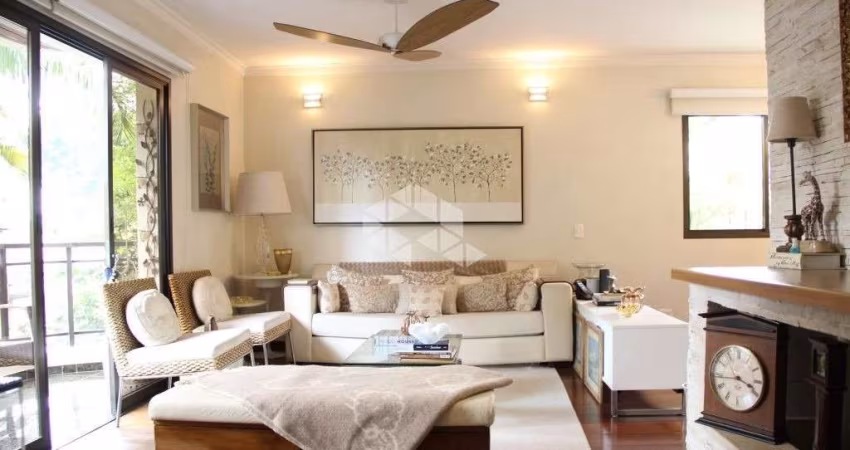 Apartamento à venda na Vila Olímpia, 160m², 4 quartos sendo 2 suítes, e 2 vagas de garagem
