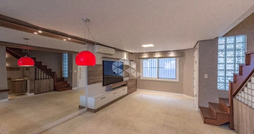 casa em condominio  03 dormitórios, 02 vagas na  rua Mario Totta