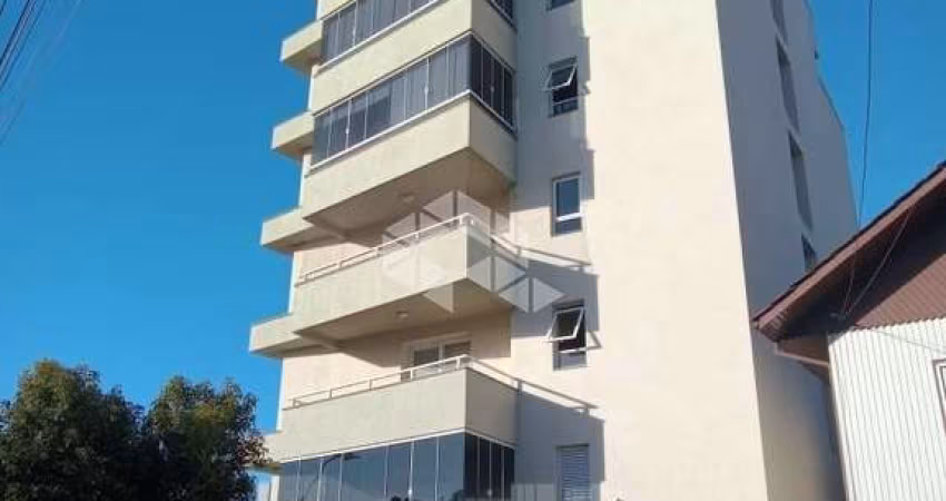 Apartamento Semi-Mobiliado à Venda no Bairro  PIO X