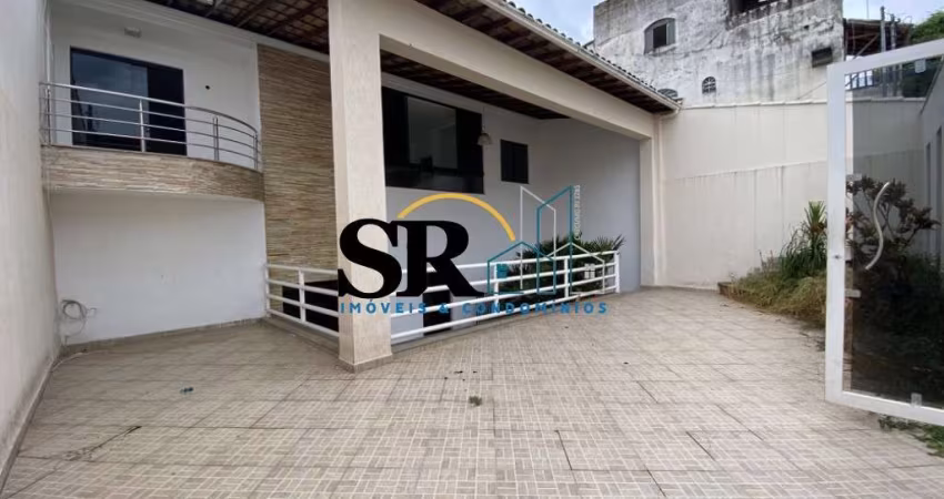 VENDE-SE CASA NO LOURDES (R$ 900.000,00)