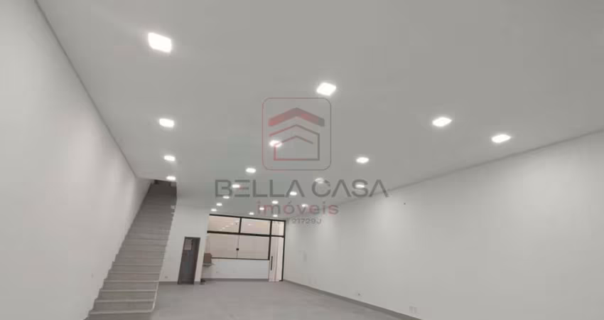 Salão térreo, na Mooca, 300m2, portão automático  e 02 vagas