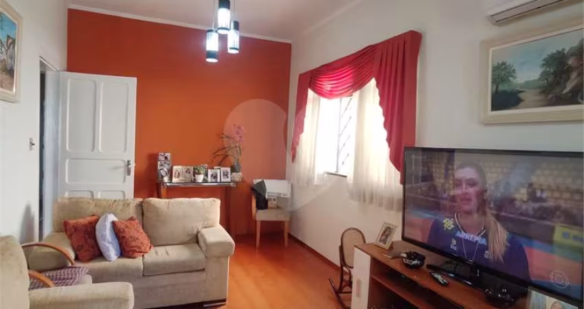 Casa com 6 quartos à venda ou para locação em Santana - SP