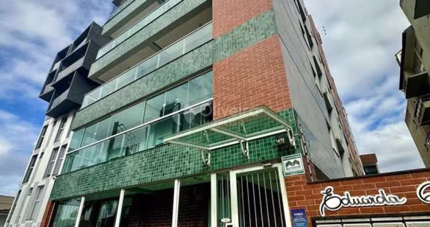 Cobertura alto padrão em região nobre e com 03 vagas de garagem à venda!!
