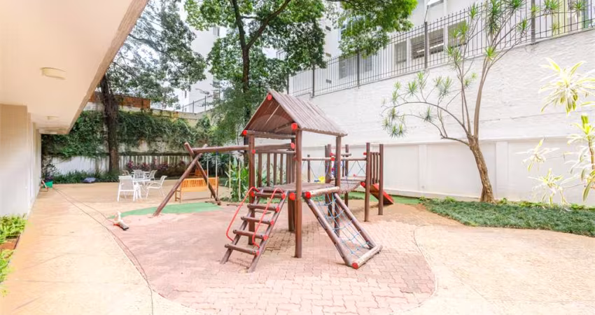 Jardim América! Vendo apartamento reformado, 3 dorms. sendo 2 suites e vaga. Prédio recuado