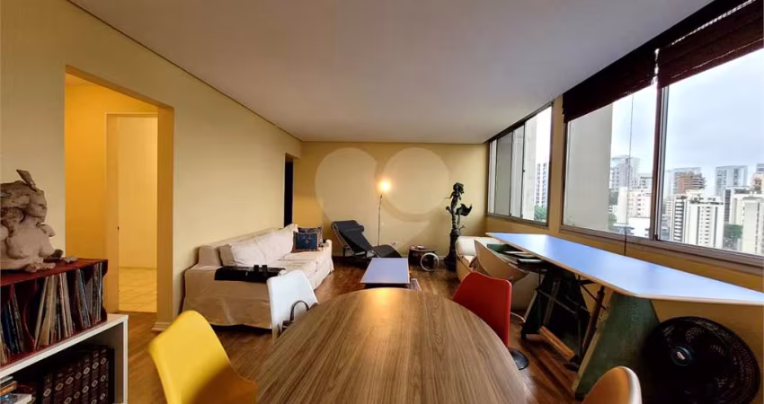 Portal do Morumbi - Apartamento Conservado