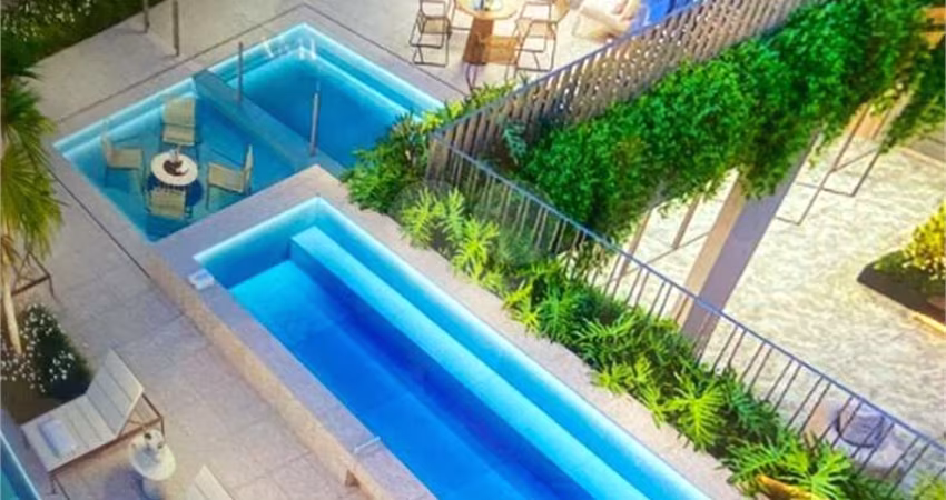 Apartamento em andar alto, com 290 m2, 4 suítes e 4 vagas a venda em Moema Pássaros