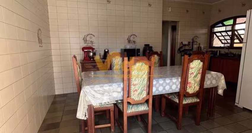 Casa Térrea em Km 18 - Osasco, SP