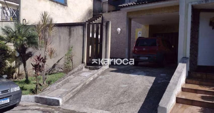 Casa com 3 dormitórios à venda, 110 m² por R$ 390.000,00 - Taquara - Rio de Janeiro/RJ