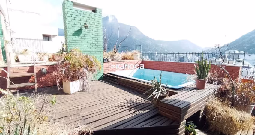 Oportunidade única- Cobertura  Duplex 4 Quartos à venda no sofisticado bairro da Lagoa, Rio de Janeiro.