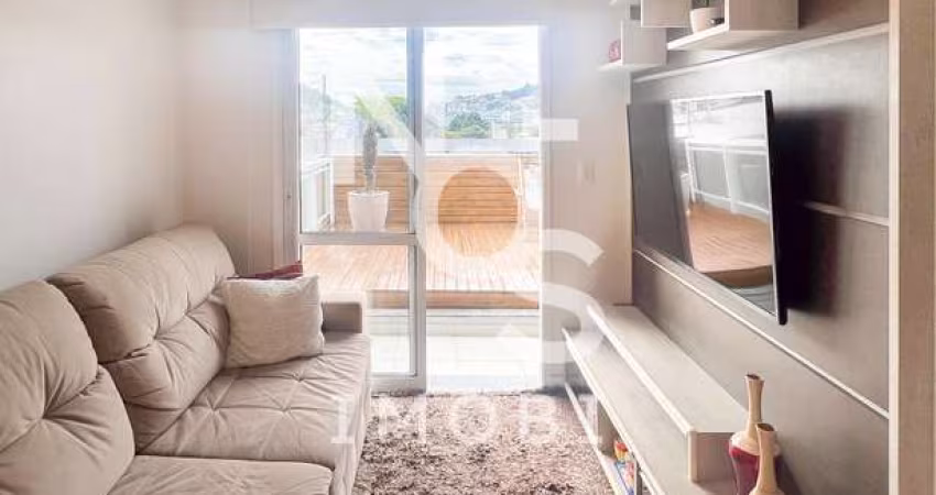 Apartamento 02 Dormitórios Mobiliado e Equipado com Deck Flores da Cunha RS