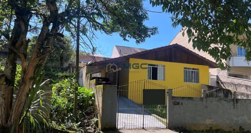 Imperdível! Terreno com Casa no Bairro Mossunguê. Ótima Localização!