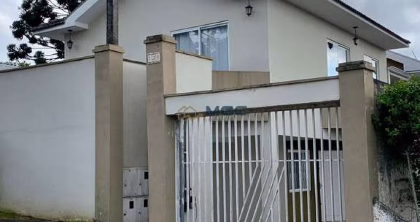 Sobrado à venda no bairro Santa Cândida - Curitiba/PR