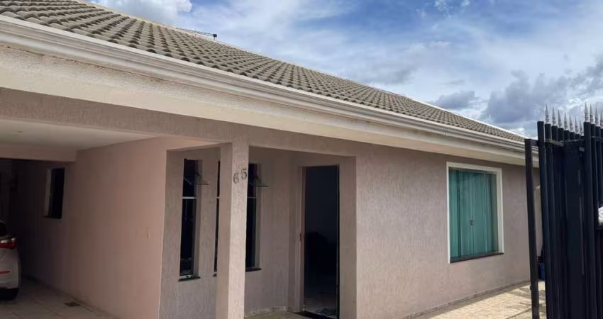 Casa para Venda em Guarapuava, Bonsucesso, 4 dormitórios, 3 suítes, 2 vagas
