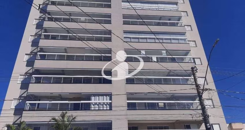 Apartamento com 3 quartos para alugar no Santa Mônica, Uberlândia 