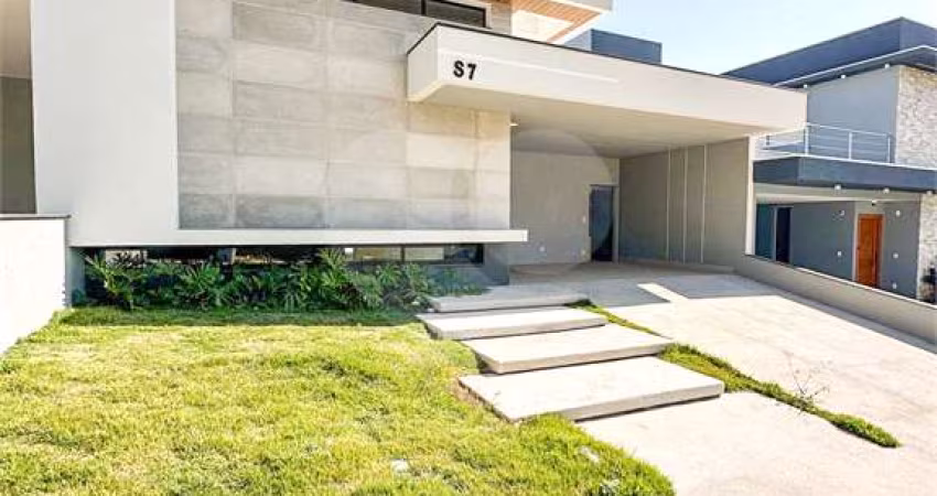 Condomínio com 3 quartos à venda em Roncáglia - SP