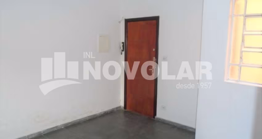 Prédio Residencial com Apartamentos para renda. Térreo mais 2 Pavimentos. Pronto para Uso. Confira!