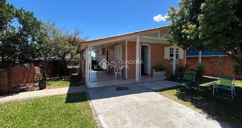 Casa com 3 quartos à venda na Frei Galvão, 448, Rincão da Madalena, Gravataí