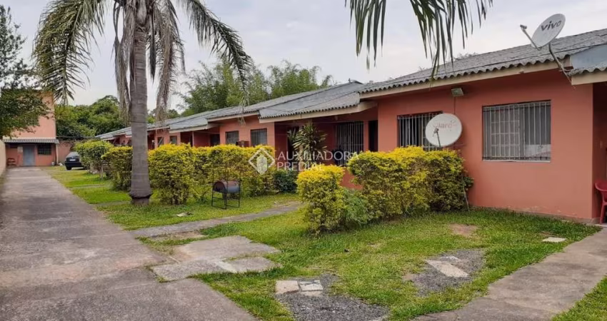 Casa em condomínio fechado com 2 quartos à venda na Rua Itália, 412, Niterói, Canoas