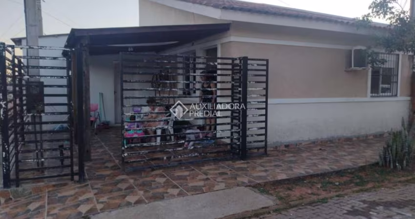 Casa com 2 quartos à venda na Rua G, 480, Chácara das Rosas, Cachoeirinha