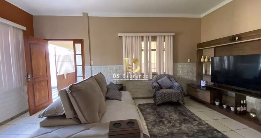 Casa com 3 quartos à venda na Osório Duque Estrada, 161, Galo Branco, São Gonçalo