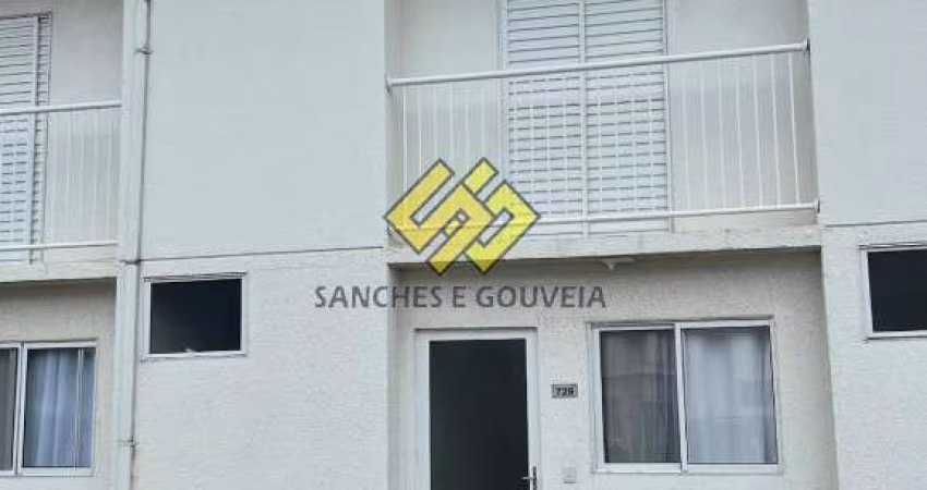 Sobrado 2 dormitórios com móveis planejados