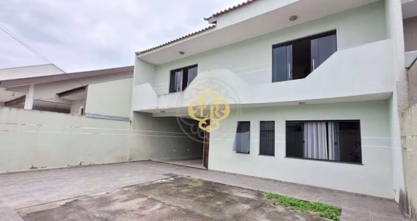 Sobrado com 3 dormitórios à venda, 250 m² por R$ 650.000,00 - Cruzeiro - São José dos Pinhais/PR