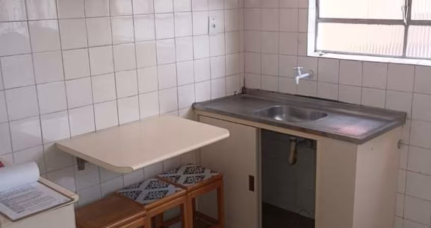 Apartamento com 3 quartos para alugar na Rua João Gbur, 245, Santa Cândida, Curitiba