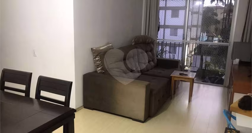 Apartamento com 3 quartos à venda em Vila Sônia - SP