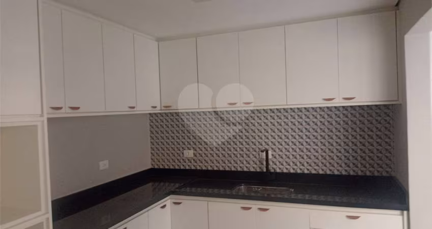 Casa de vila com 3 quartos à venda em Brooklin Paulista - SP